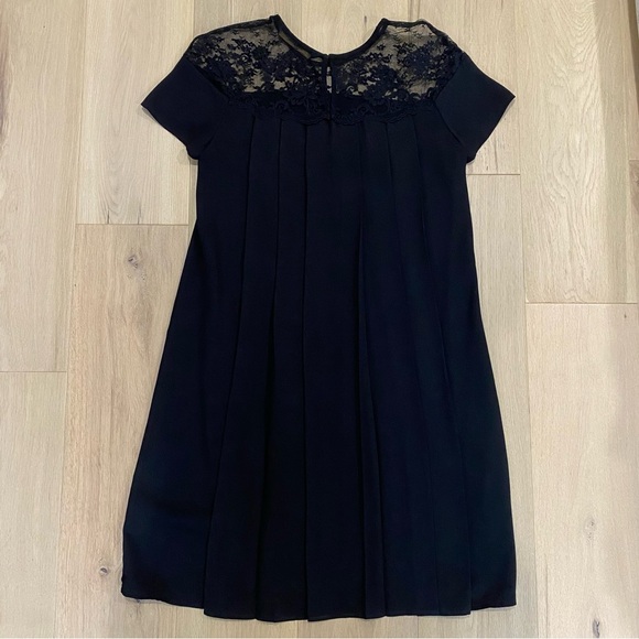 Zara | Black Lace Accent Pleated Sheath Dress xs 🖤 - Picture 6 of 12